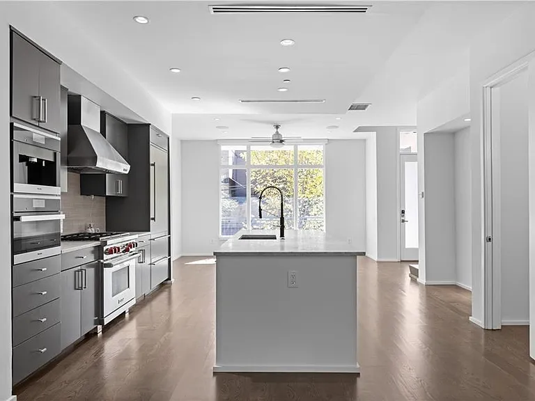 785 Piedmont Ave NE #E — Photo 14