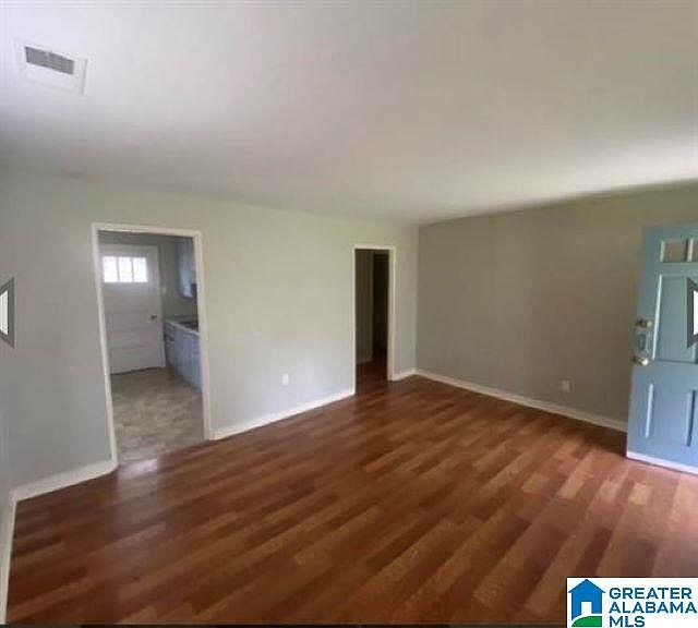 2nd image of 1841 Alemeda Ave SW