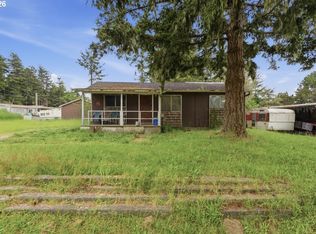 91436 Kellogg Ln, Coos Bay, OR 97420
