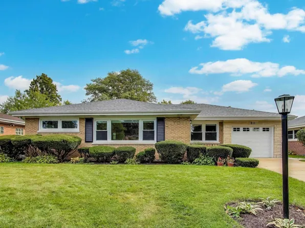 811 S Na Wa Ta Ave, Mount Prospect, IL 60056