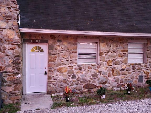 5th image of 11103 Crescent Lake Dr