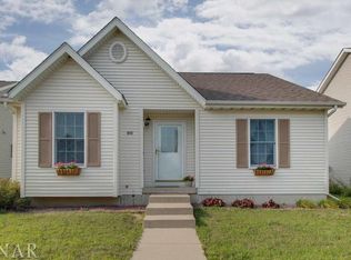 916 Bull St, Normal, IL 61761