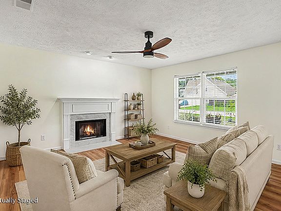 3rd image of 2117 Long Meadow Dr