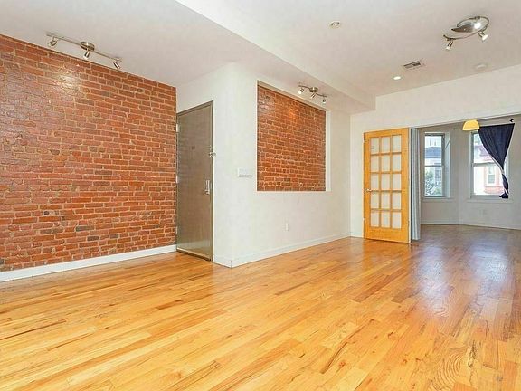 2nd image of 778 Lincoln Pl #3RR