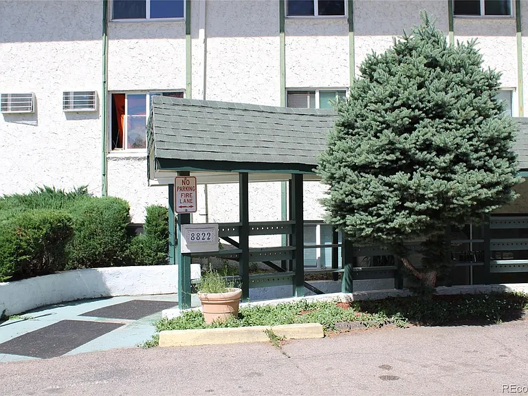 8822 E Florida Ave #206 — Photo 2