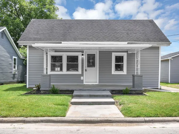 349 Barnes Ave, Circleville, OH 43113