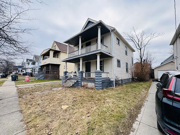 2816 E 125 ST — Photo 24