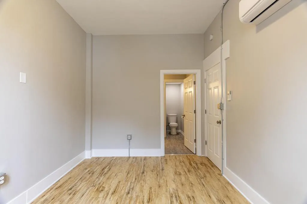 810 Lehman St — Photo 4