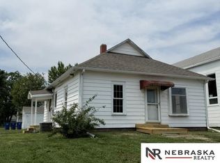 221 Main St, Friend, NE 68359