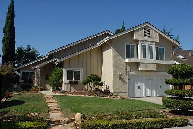 1st image of 971 Rock Canyon Cir