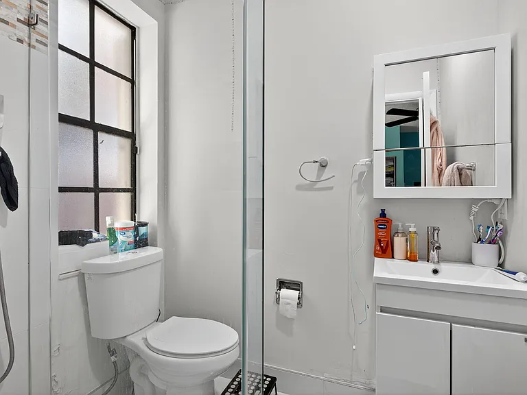 11910 Glenmore Dr #3 — Photo 25