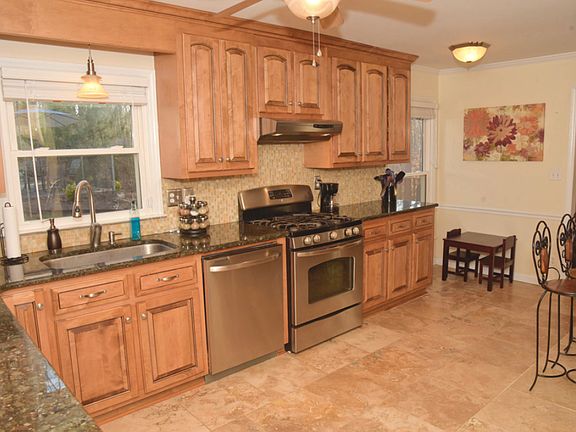 4th image of 143 Buena Vale Dr