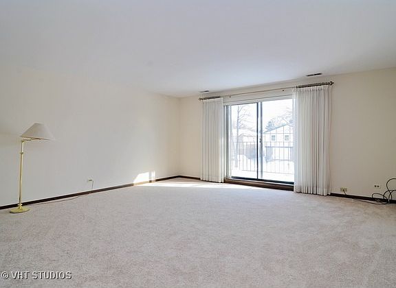 4th image of 1200 W Northwest Hwy APT 115