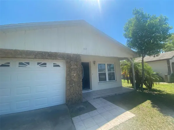 1304 Mill Creek Pl, Kissimmee, FL 34744