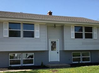 4815 79th St, Kenosha, WI 53142