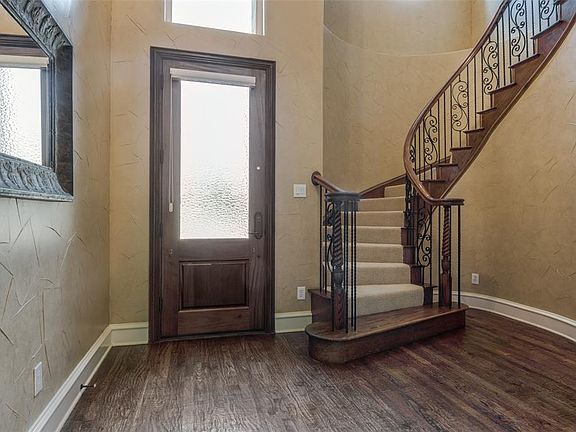4th image of 4415 Lena Ln