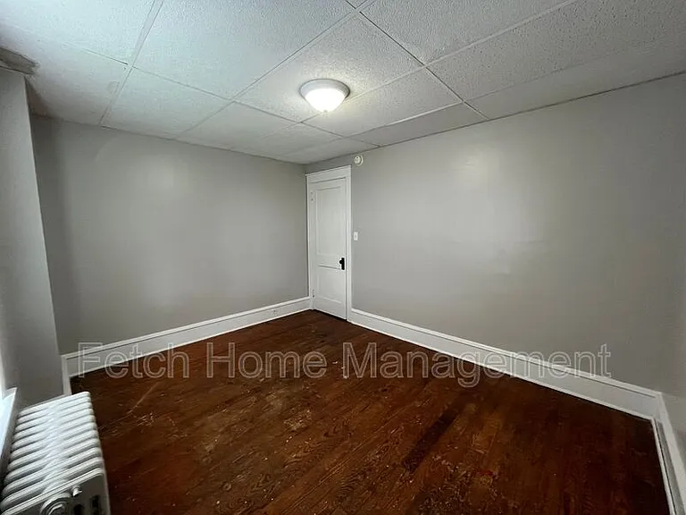 23 S Custer Ave — Photo 10
