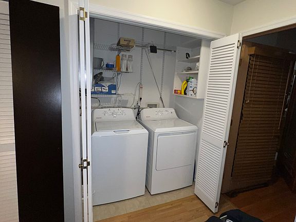 4th image of 18 Schollcrest Ave #2