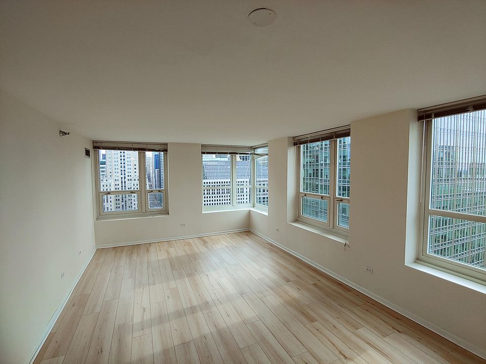1st image of 345 N Lasalle St #3406