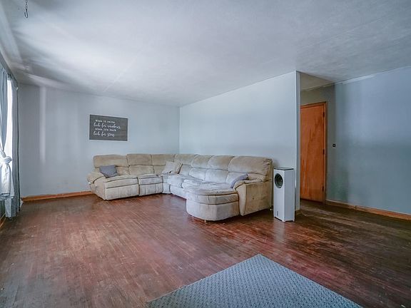 2nd image of 2407 Sherman Ave