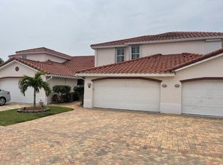 250 Saint Lucie Ln APT 14, Cocoa Beach, FL 32931