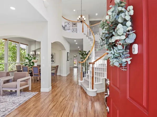 1527 Rio Grande St, Davis, CA 95616