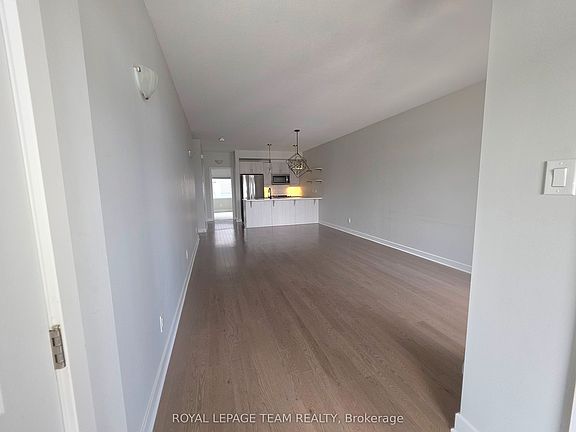 4th image of 814 Ralph Hennessy Ave