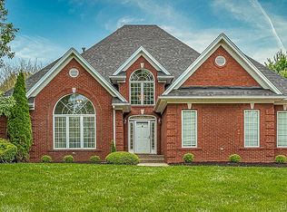9820 Calamar Ct, Louisville, KY 40241