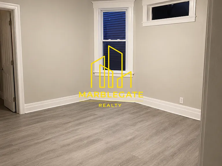35 Seymour Ave #22 — Photo 3