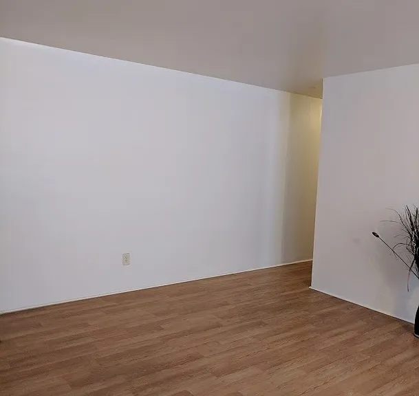 2355 Eldridge — Photo 32