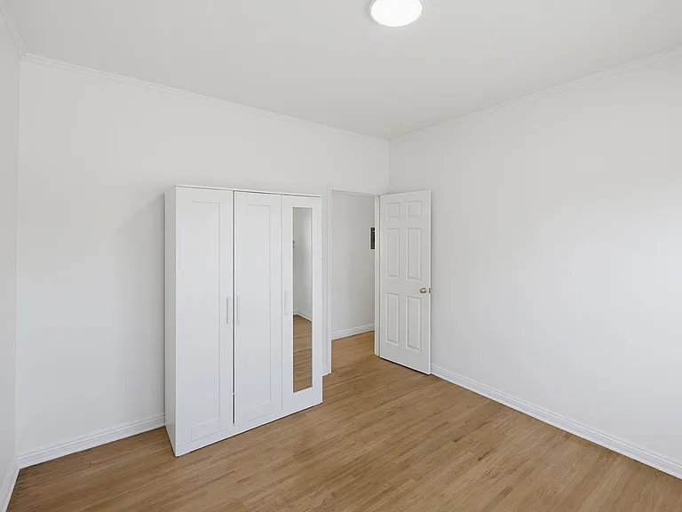 3438 McKinley Ave #5 — Photo 8