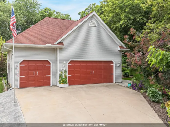 8405 Ridgeview Ct, Larsen, WI 54947