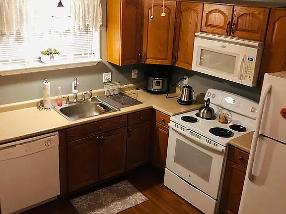 2323 Adams Ave — Photo 43