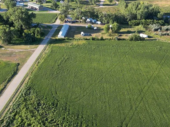 2 Rayder Swanson Rd, Niobrara, NE 68760