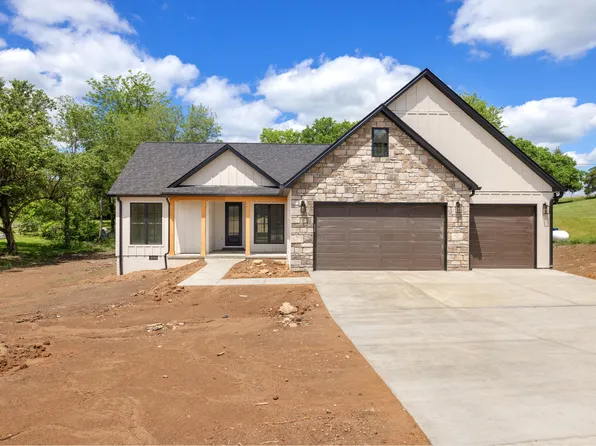 146 Virginia Dr, Richmond, KY 40475
