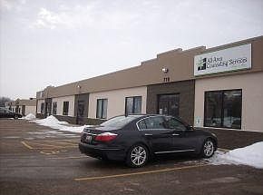 2nd image of 715 W Main St