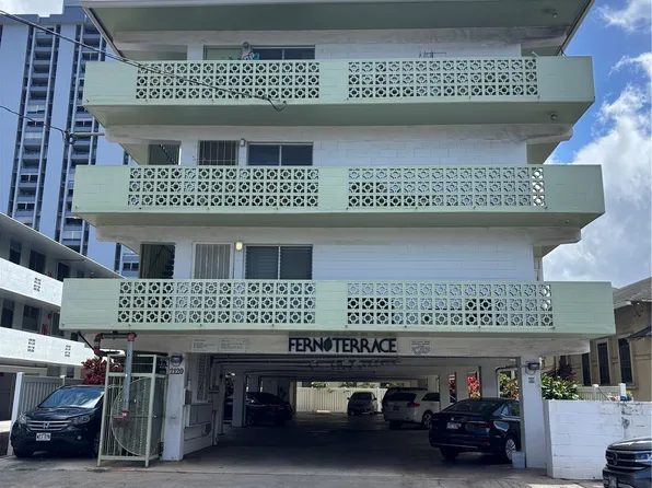 2120 Fern St APT 303, Honolulu, HI 96826