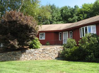 15 Mount Vernon Dr, East Granby, CT 06026