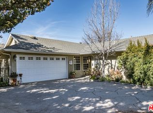 5679 Ruthwood Dr, Calabasas, CA 91302