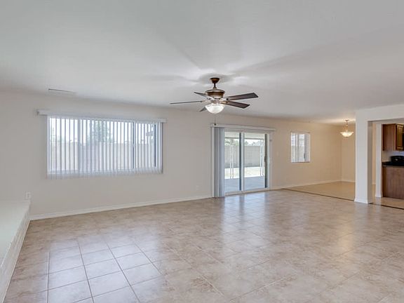3rd image of 7827 N 37th Ave