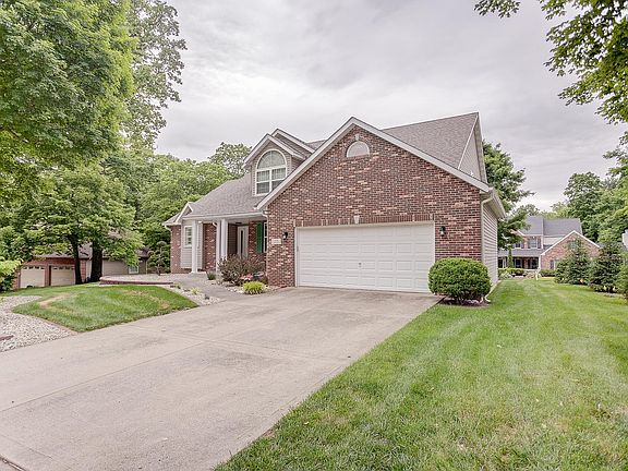 3rd image of 109 Carrington Ct