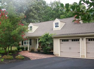 6 Holly Dr, Medford, NJ 08055
