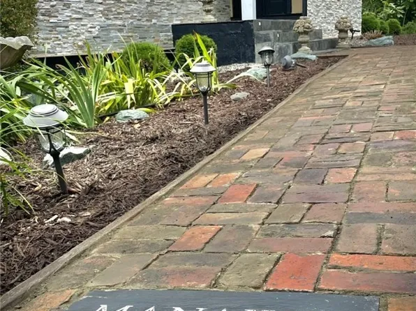 772 Snead Rd, Manakin Sabot, VA 23103