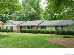 5500 Holyoke Ln, Charlotte, NC 28226