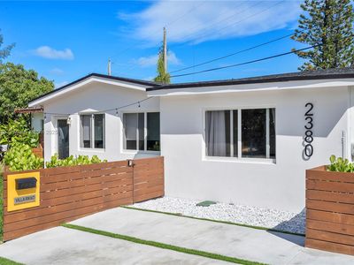 2380 NE 137th St, North Miami Beach, FL, 33181