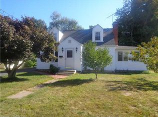 63 Kensington St, Manchester, CT 06040