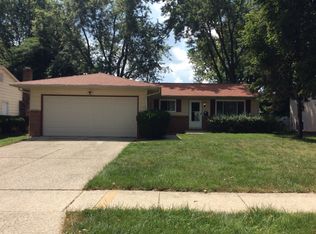 2221 Waldorf Rd, Columbus, OH 43229