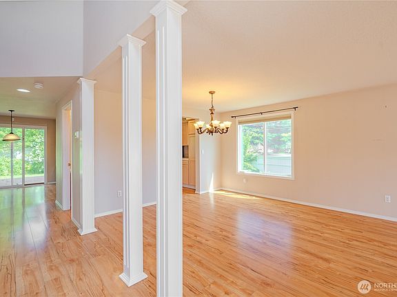4th image of 1500 SE 185th Avenue