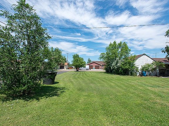 Large double lot! Roomy!