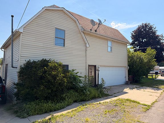 5th image of 423 S Lakeside Dr